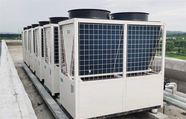 降低開(kāi)支，提升效率：選擇商用空氣能熱水機(jī)